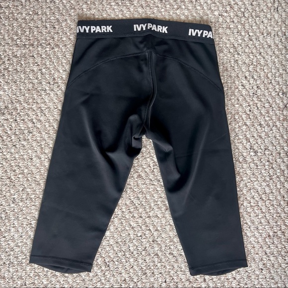 IVY PARK “I” Low Rise Capri Leggings - Picture 2 of 4